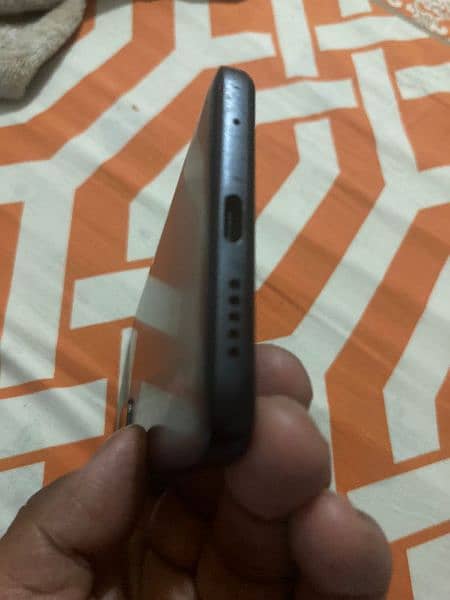 Xiaomi Note 11 with box and charger. 128/4gb 1