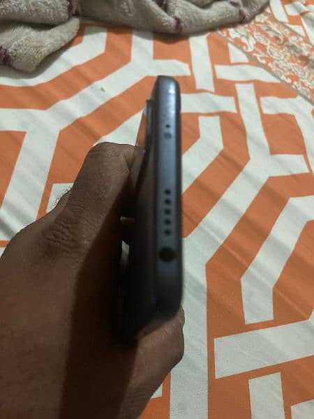 Xiaomi Note 11 with box and charger. 128/4gb 2