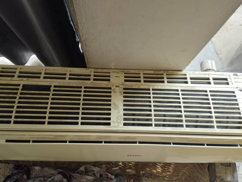 Haier 1 ton (12000 BTU) AC for Sale 1