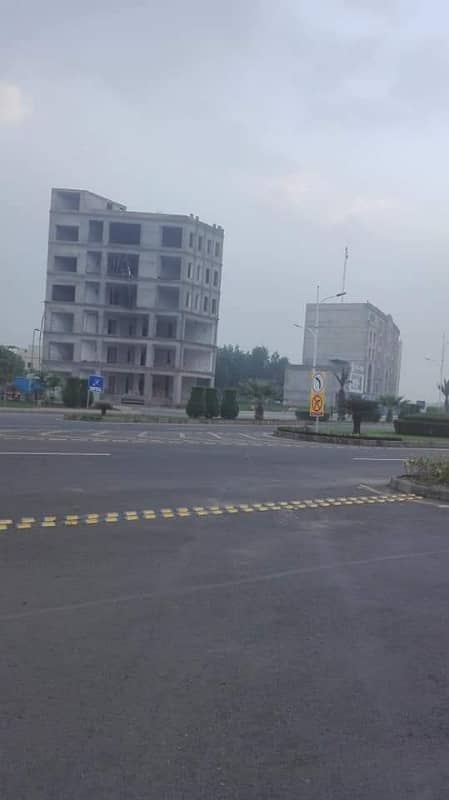 Bahria orchard plot no 1558# olca possession utility paid for sale 7