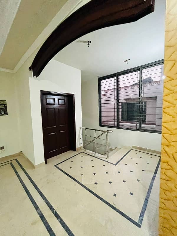10 MARLA FULL HOUSE AVAILABLE FOR RENT IN WAPDA TOWN PHASE 1 0
