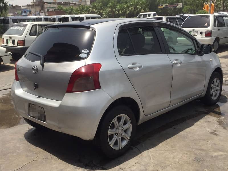 Toyota Vitz 2005 0300,9822025 3