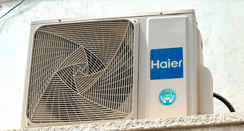 Haier 1.5 ton DC inverter AC in mint condition 1