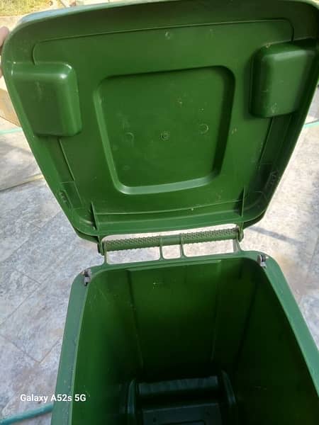 big green plastic dustbin 2