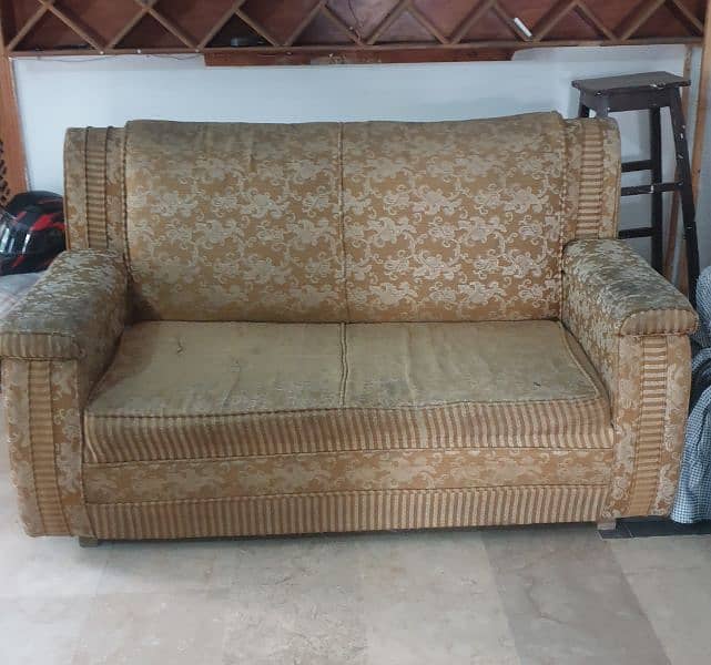 7 SEATER SOFA SET + COVERS (USED) 2