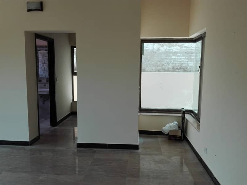 5 Bed House For Rent In Askari 14 7