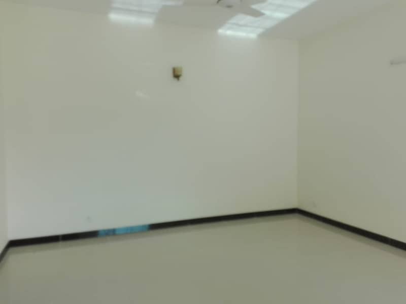 5 Bed House For Rent In Askari 14 11