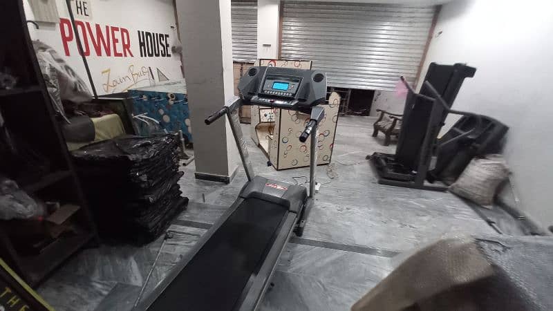 Slimline 120kg Automatic treadmill O33354OI2I6 Exercise machine runner 1