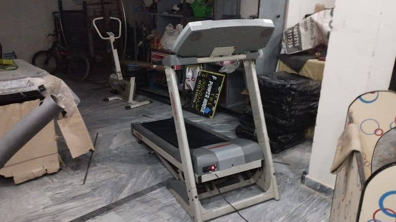 Slimline 120kg Automatic treadmill O33354OI2I6 Exercise machine runner 3