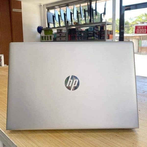 HP Probook 650  - G4
intel Core i7 - 8th Generation 1