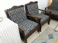 5 seater wooden sofa set for sale 03334757857