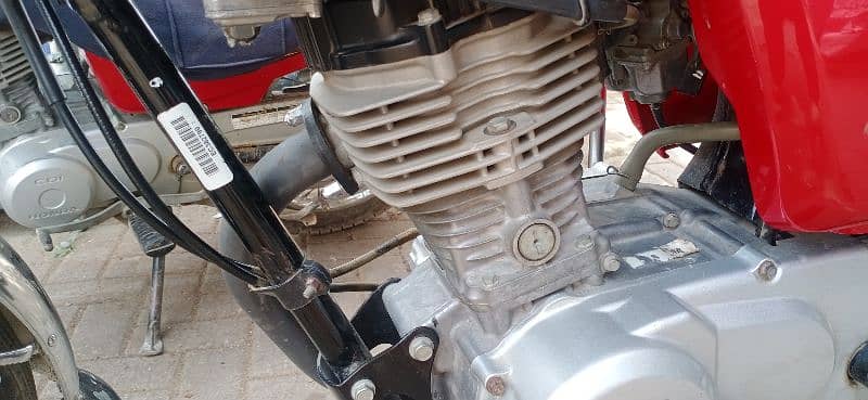 Honda cg125 like a New condtion only serious buyers cont 5