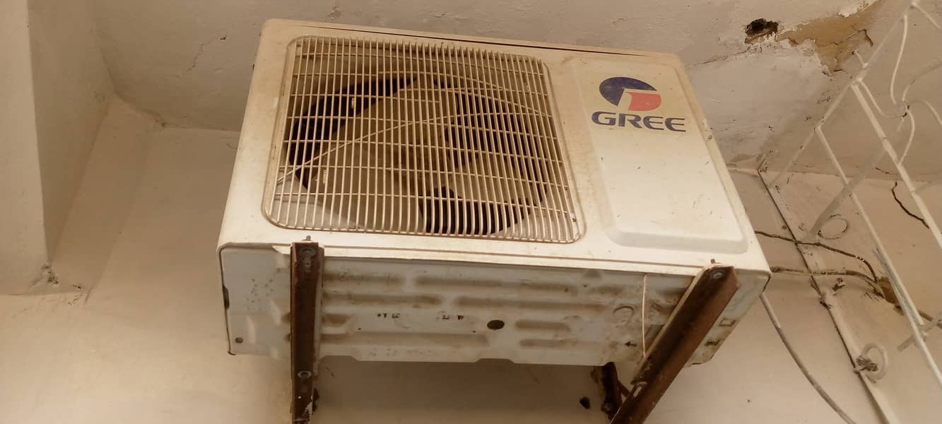 1 ton gree ac for sale 2