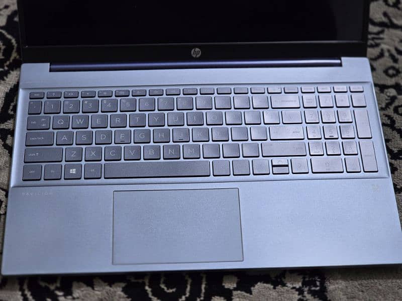 HP Pavilion 15 - core i7 11th gen - Touch Display 1