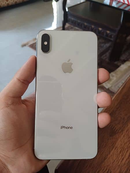 iphone Xs max 64gb white color, PTA Approved 0