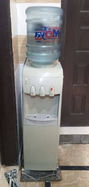 ORIENT WATER DISPENSER IN GOOD CONDITION SINGLE HAND USE NORTH KARACHI 1