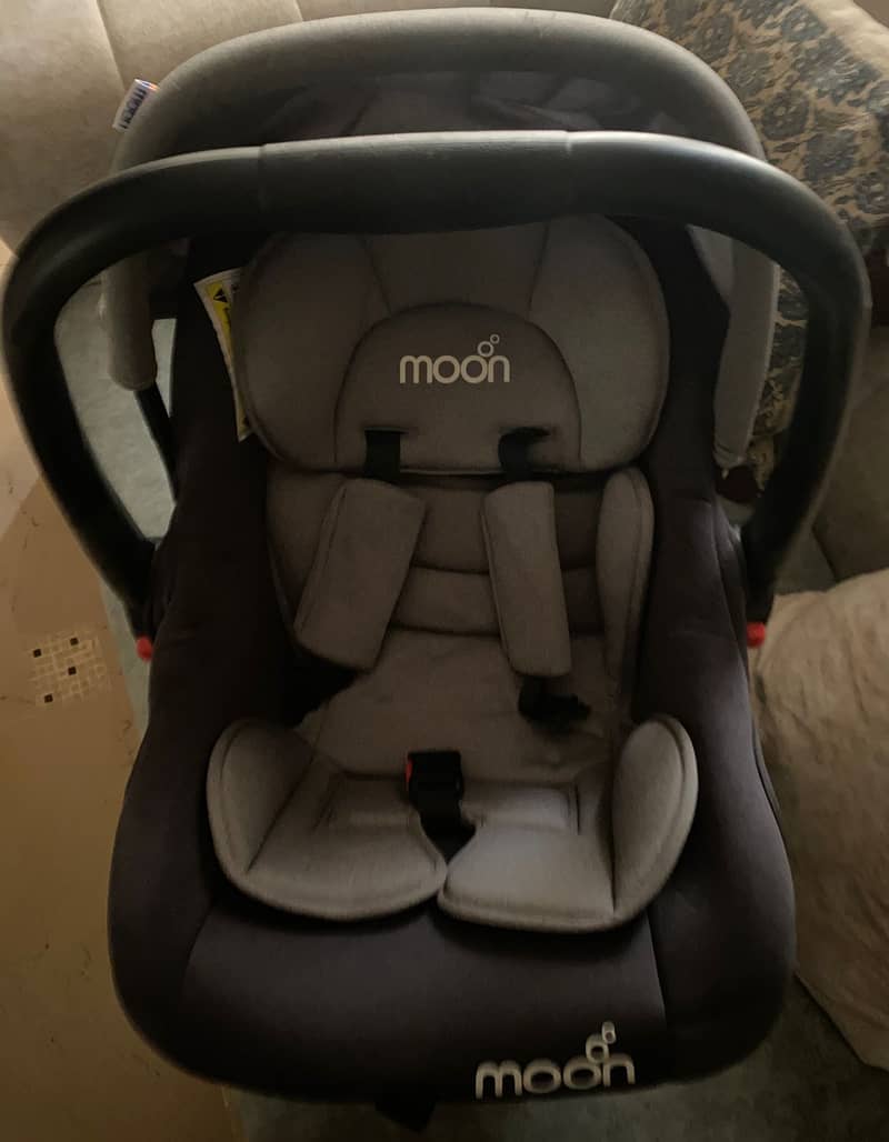 Tinnies Baby Cot /Car seat /Walker for sale 6