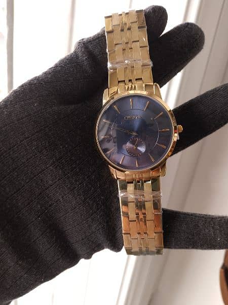 Citizen Sapphire Crystal Watch 3