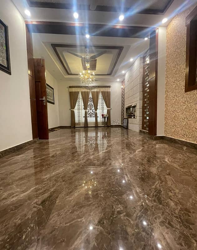 10 Marla 5 bedroom house is available for sale at a very prime location of Usman Block, Bahria Town Lahore 4