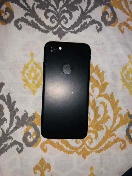 iPhone 7 128gb Pta approved 6