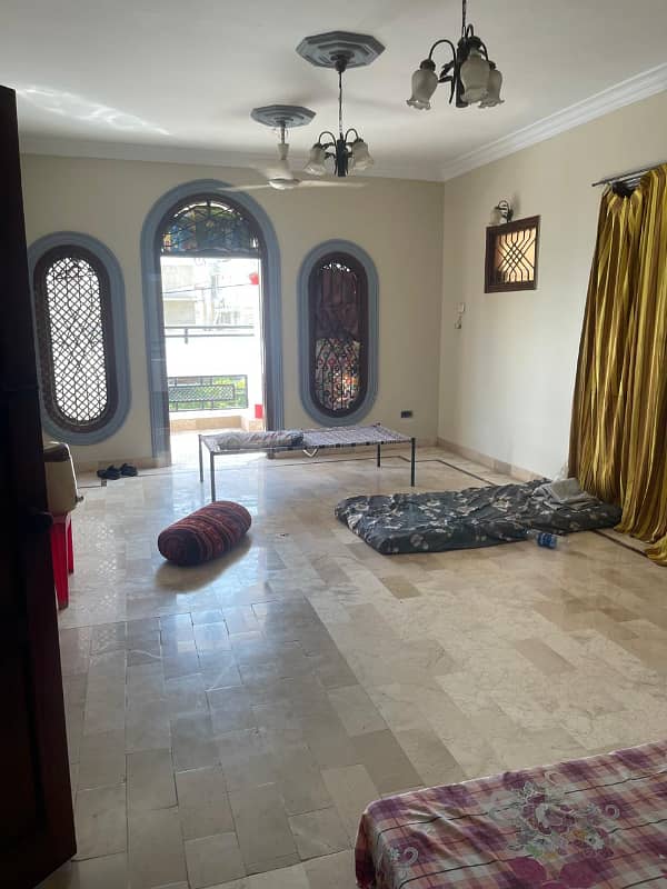 FULL RENOVATED 475SQURE YARDS DOUBLE STORY FOR SALE NEAREST HASFANI ROAD 14