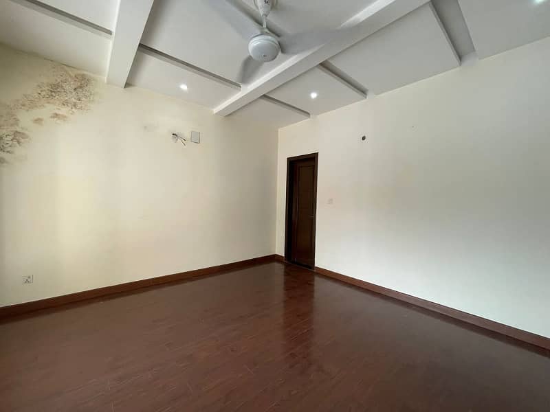 1 Kanal 5 bedroom house is available for sale at a very prime location of Oversease A Block, Bahria Town Lahore 36