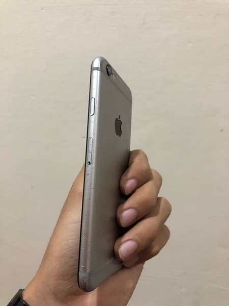 iphone 6  64 GB 1