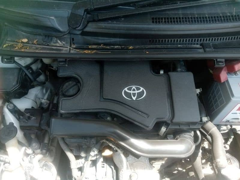 Toyota Vitz 2017, push start, 3