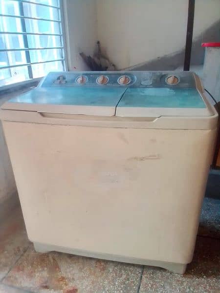 Haier Washing Machine with Dryer 6