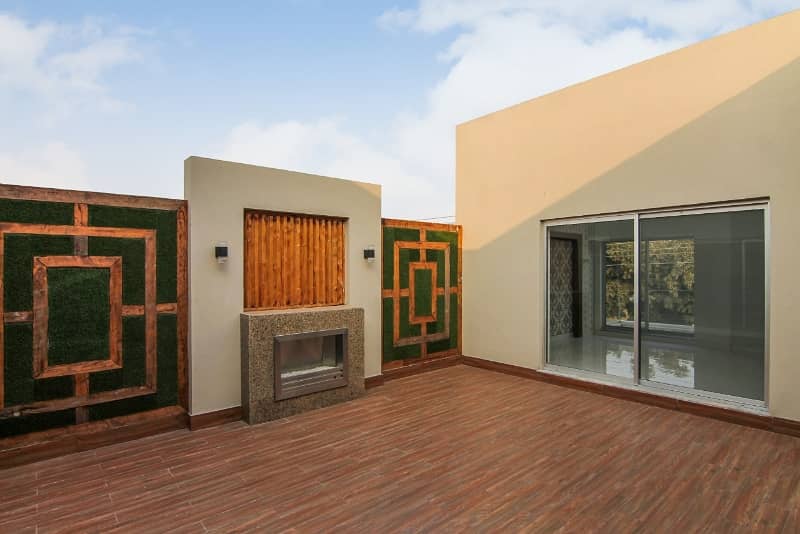 1 Kanal Modern Design Bungalow For Sale In Valencia Town 18