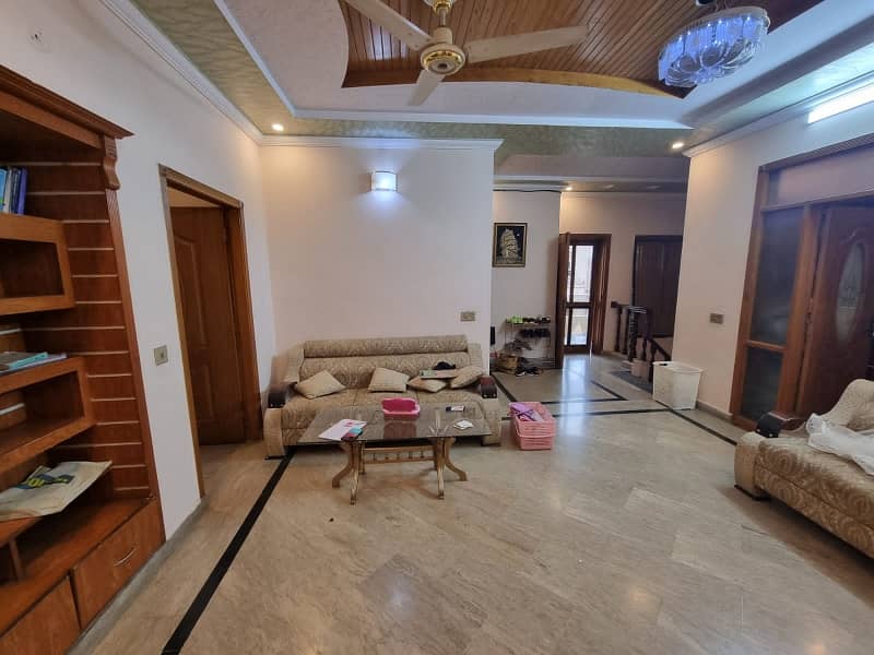 Owner Build 10 Marla House For Sale In Wapda Town Lahore 19