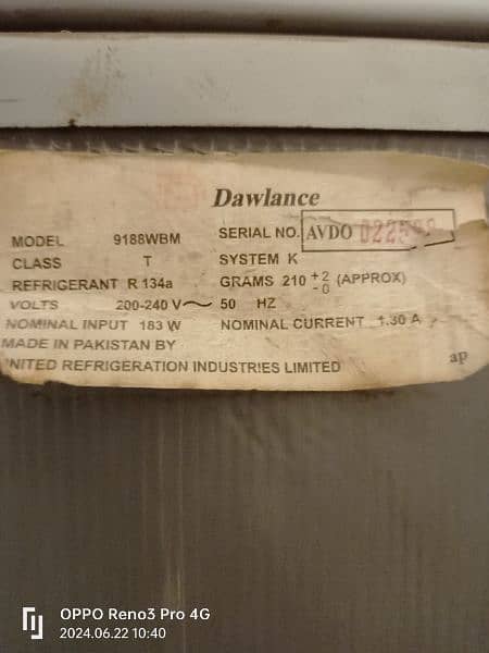 Medium size Dawlance refrigerator 10 by 9 condition ha 4