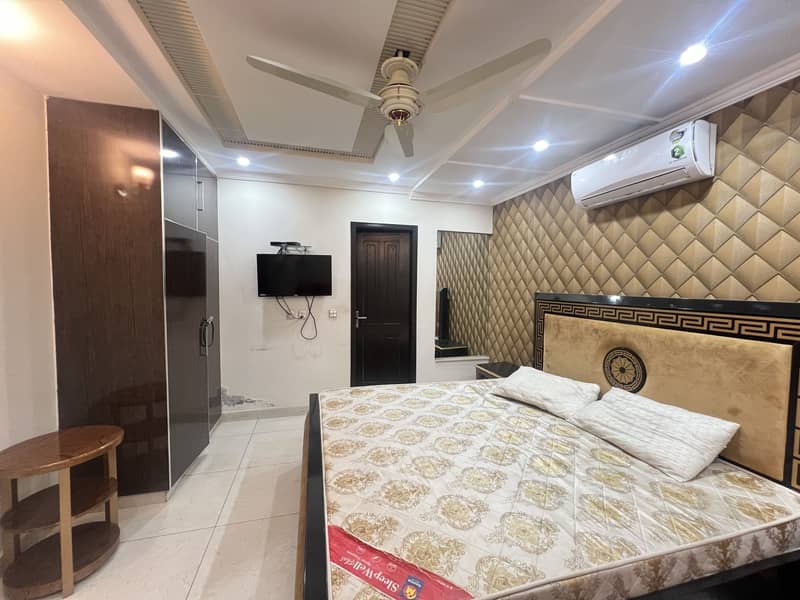 2 Bed Fully Furnished family Apartment VIP location Near KFC And Jasmine Shopping Mall 4