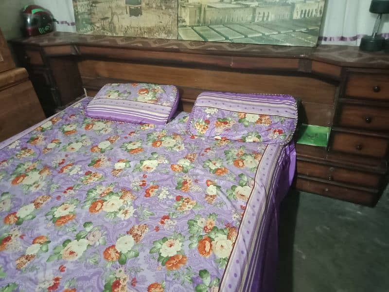 double bed in good condition 0