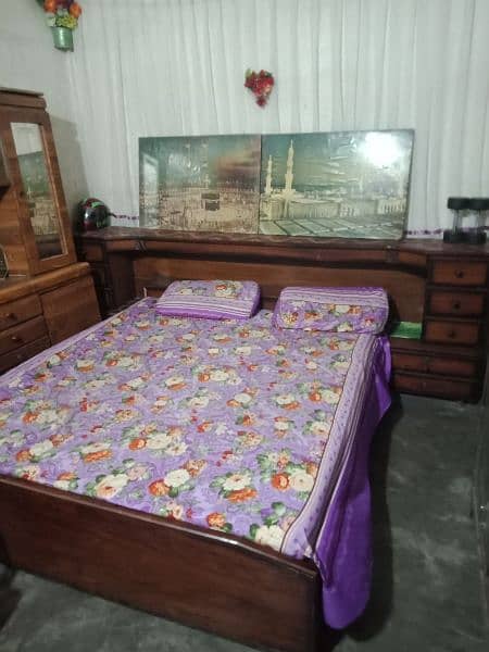 double bed in good condition 2