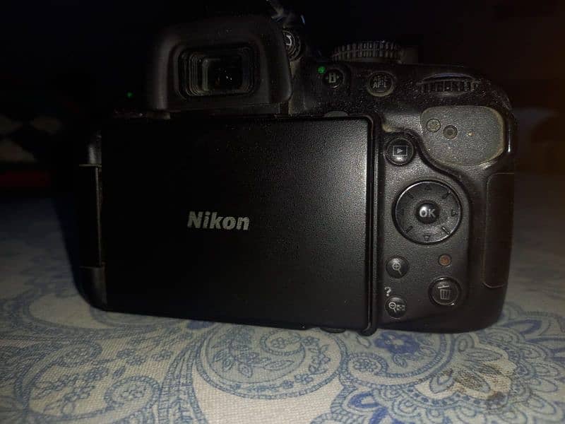 Nikon D5200 0