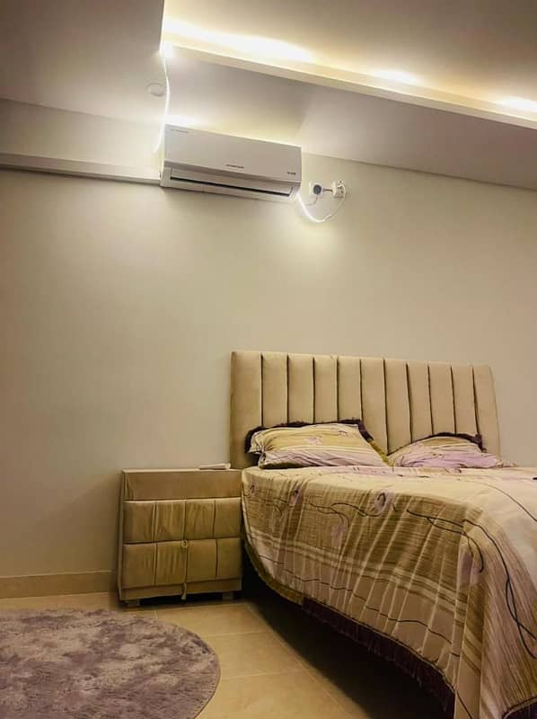 Par day short time furnished apartment available 8