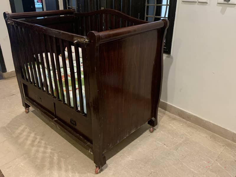 Pre-loved Baby Cot 3