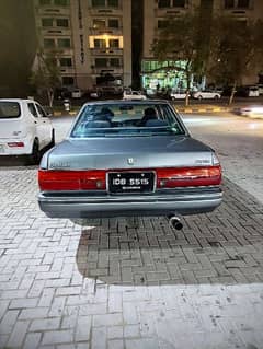 Toyota Crown 1984