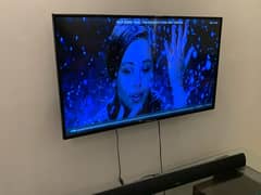 changhong ruba smart led 43'' Neat condition (just call me)