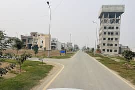 5 Marla Residential Plot For Urgent Sale In Park View Lahore