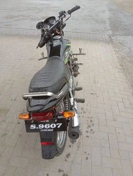 Deluxe 125 Model 2006 Peshawar Number 1