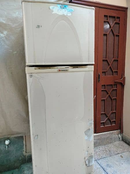 fridge dawlance 2 door for sale 0