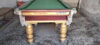 8 ball pool table (snooker table) bailed table