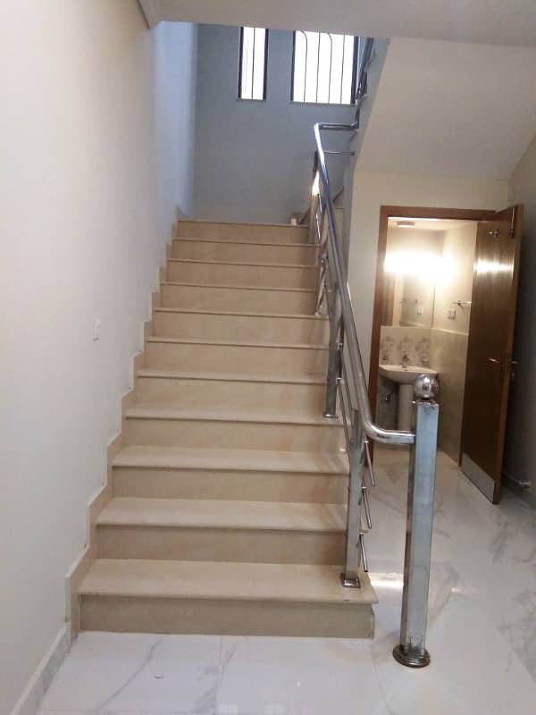 Askari 10 Sector F Brig House For Rent 3