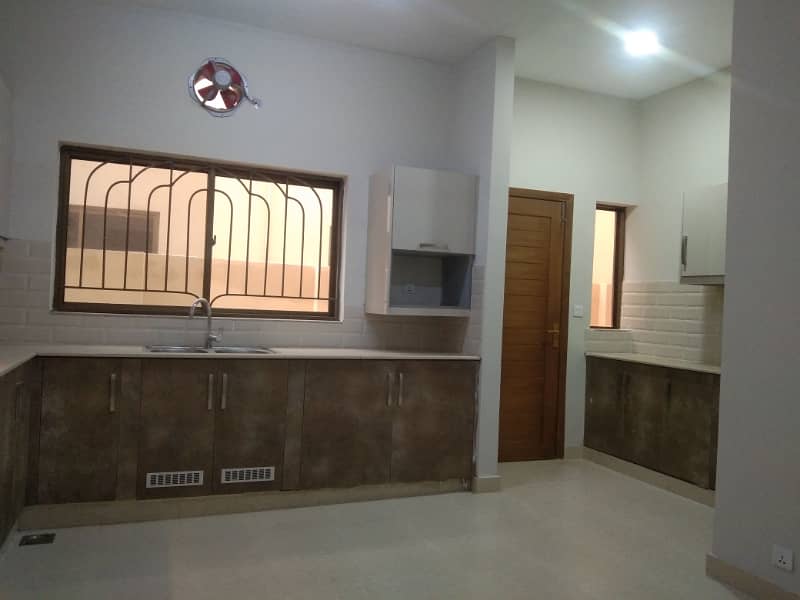 Askari 10 Sector F Brig House For Rent 17