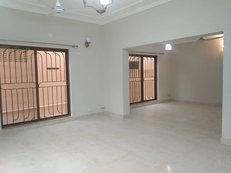 Askari 10 Sector F Brig House For Rent 24