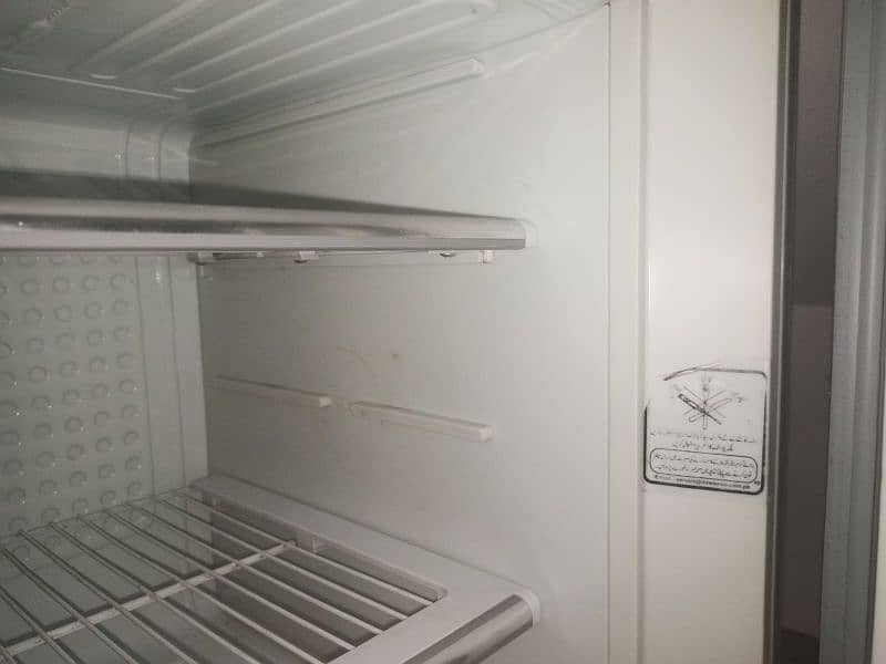 refrigerator 4