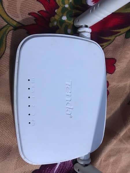 TENDA  ROUTER  N300 10/10 3