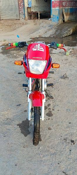 Honda deluxe 125 like new condition 5gears 2